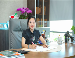 叶明霞 - 创始人兼总经理